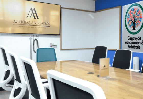 Cumple con normativas de seguros